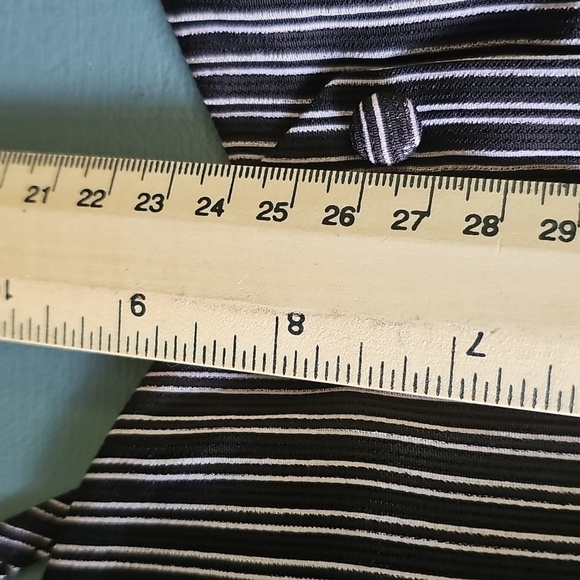 French Kiss Crop Top Size Large Black And White Pin Striped. - Picture 5 of 9